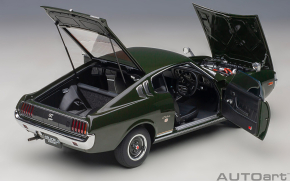 Autoart Toyota Celica Liftback 2000GT (RA25) 1973 Moos Grün