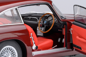 Autoart Aston Martin DB5, Dubonnet Rosso