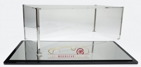 CMC Vitrine A-011 für 1:18 Renntransporter, LKW-Modelle und Modelle Maßstab 1:12