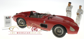 CMC Bundle Maserati 300S Dirty Hero ® moteur comprenant, 2 figures et vitrine exclusive