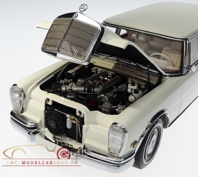 CMC Mercedes-Benz 600 Pullman "Cygne blanc"