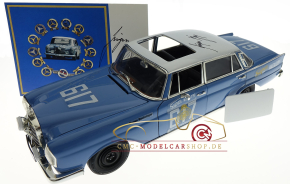 Mercedes-Benz 300 SE, signiert Eugen Böhringer 1:18