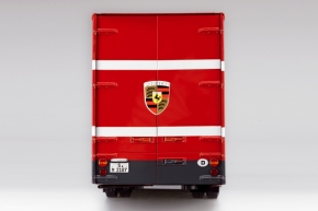 Schuco Porsche Renntransporter Mercedes 1:18